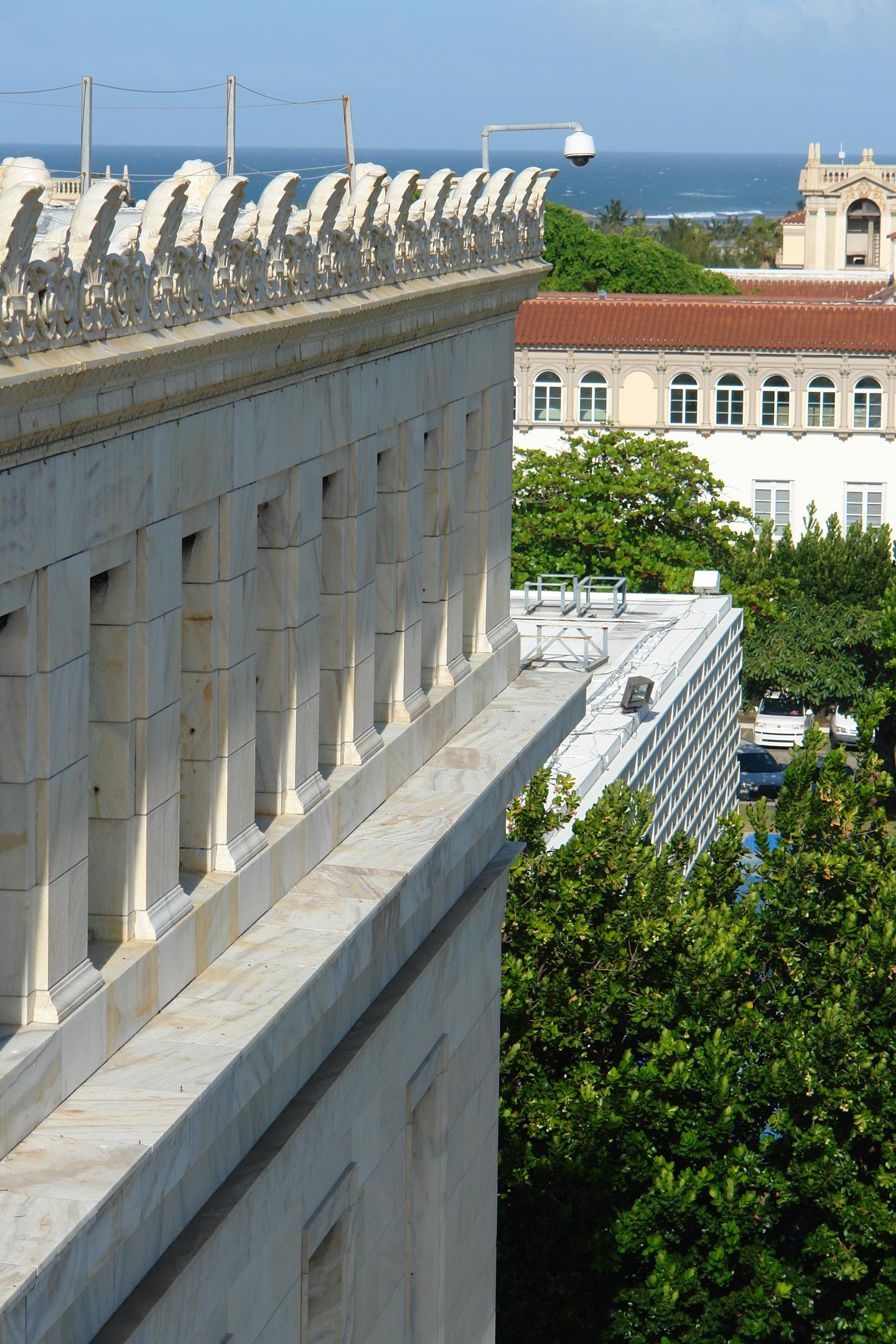 Capitolio de Puerto Rico - San Juan (Puerta de Tierra) - 2011 00124